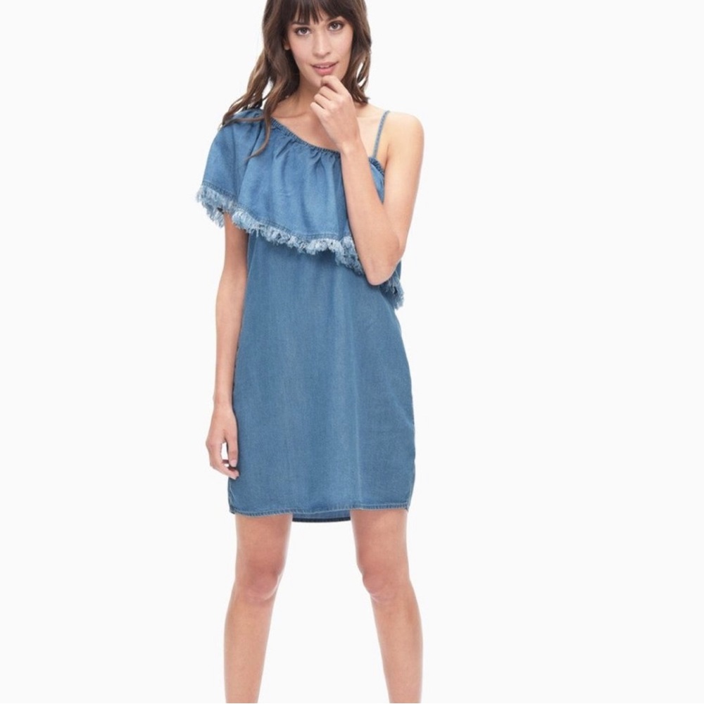 EUC SZ M Splendid Chambray One shoulder dress